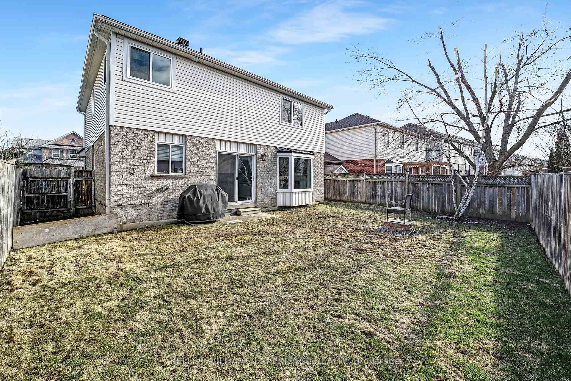 Photo 38 of 6 Brookwood Drive, Barrie, 400 West — HOMEH