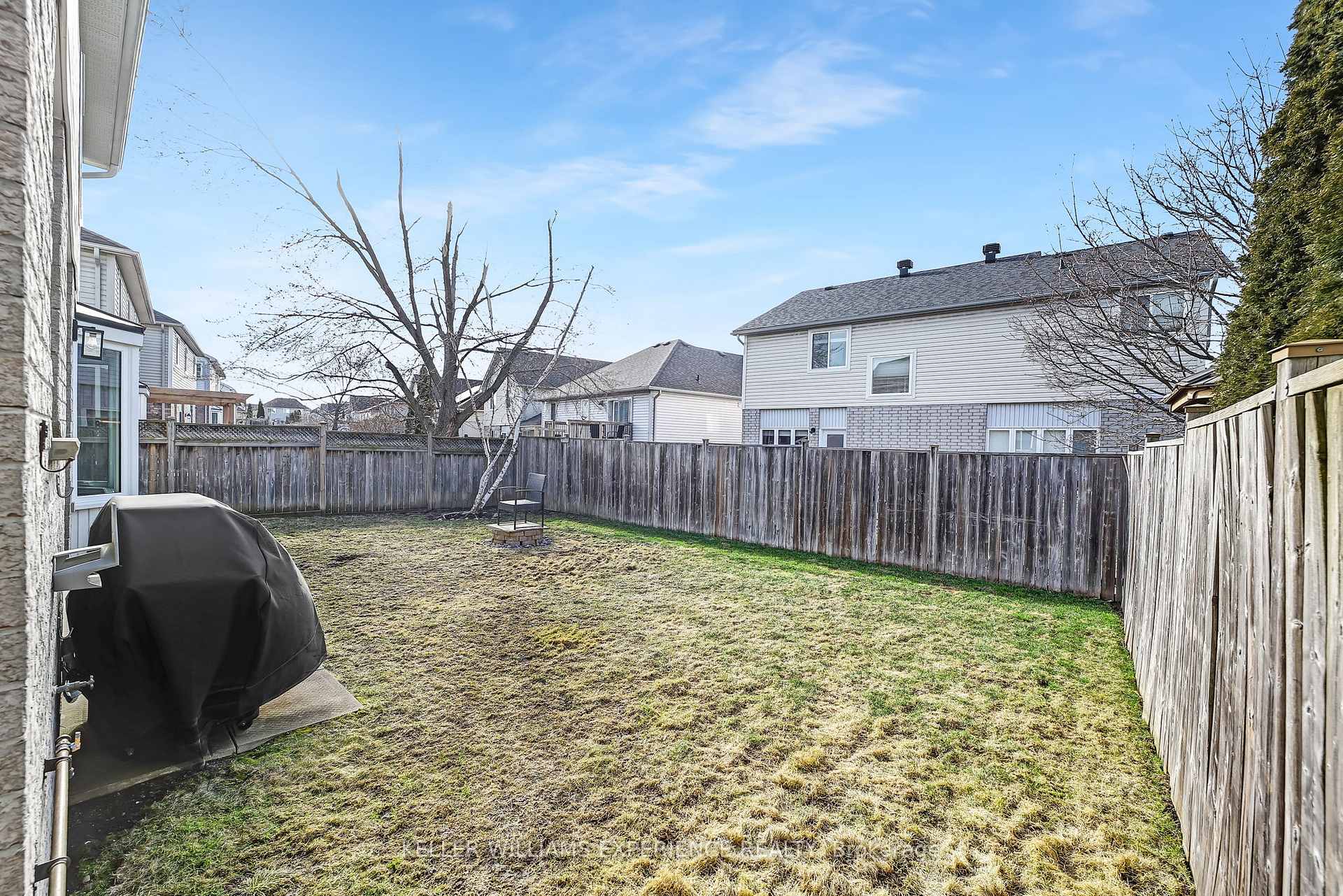Photo 39 of 6 Brookwood Drive, Barrie, 400 West — HOMEH