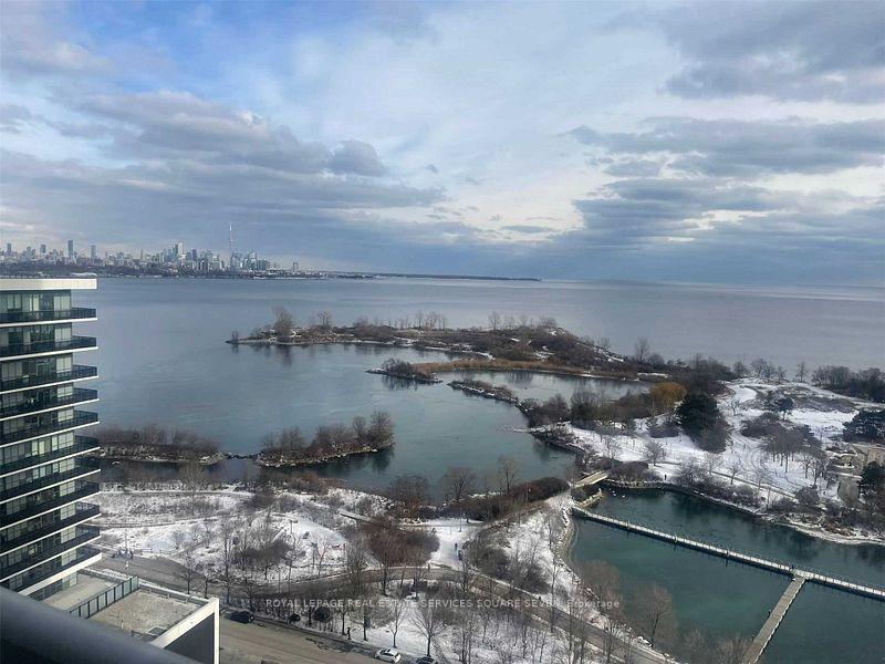 Front of Unit 1809, 33 Shore Breeze Drive