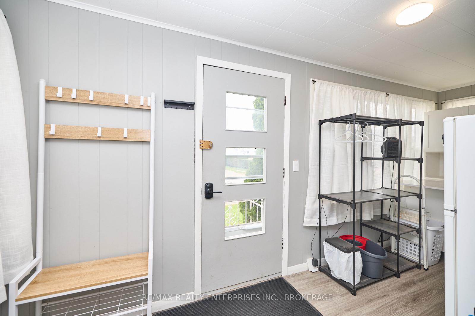 Photo 3 of 12 Fairburn Avenue, St. Catharines, Burleigh Hill — HOMEH