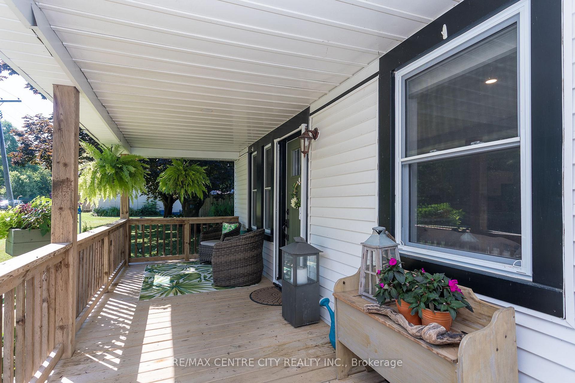 Photo 5 of 6273 Stone Church Road, Central Elgin, Union — HOMEH