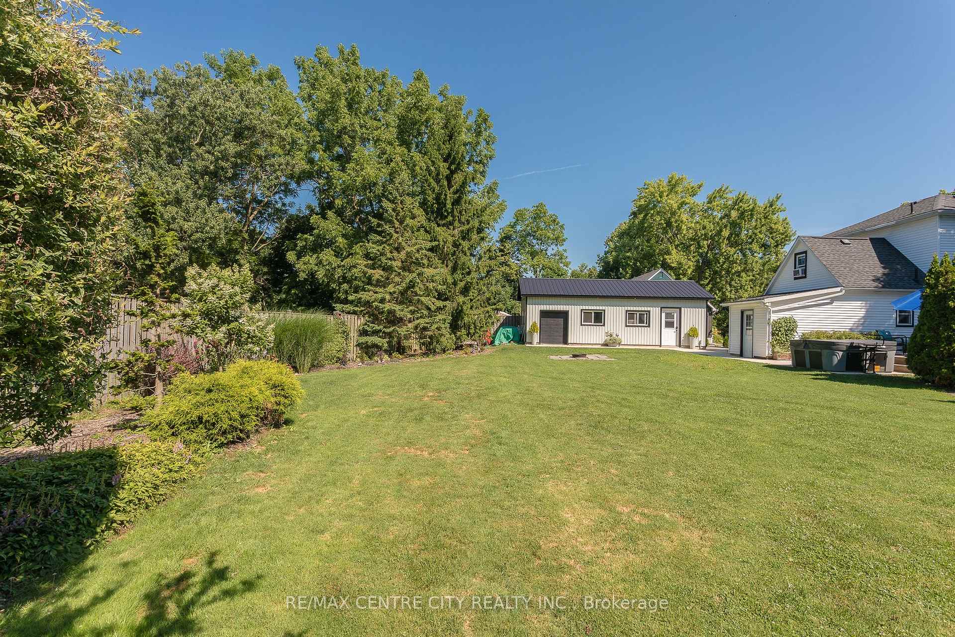 Photo 8 of 6273 Stone Church Road, Central Elgin, Union — HOMEH