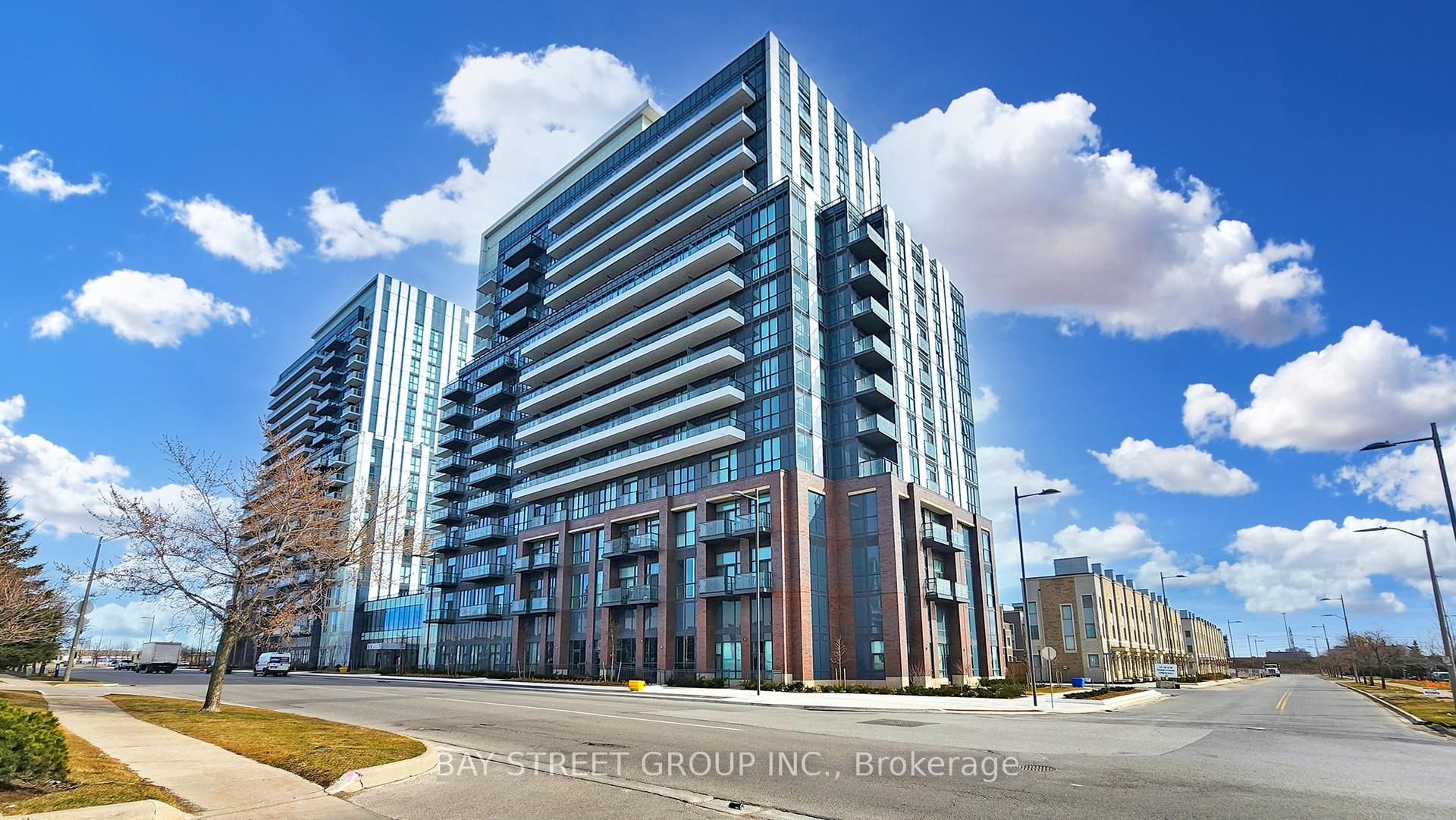 Front of Unit 1006, 10 Honeycrisp Crescent