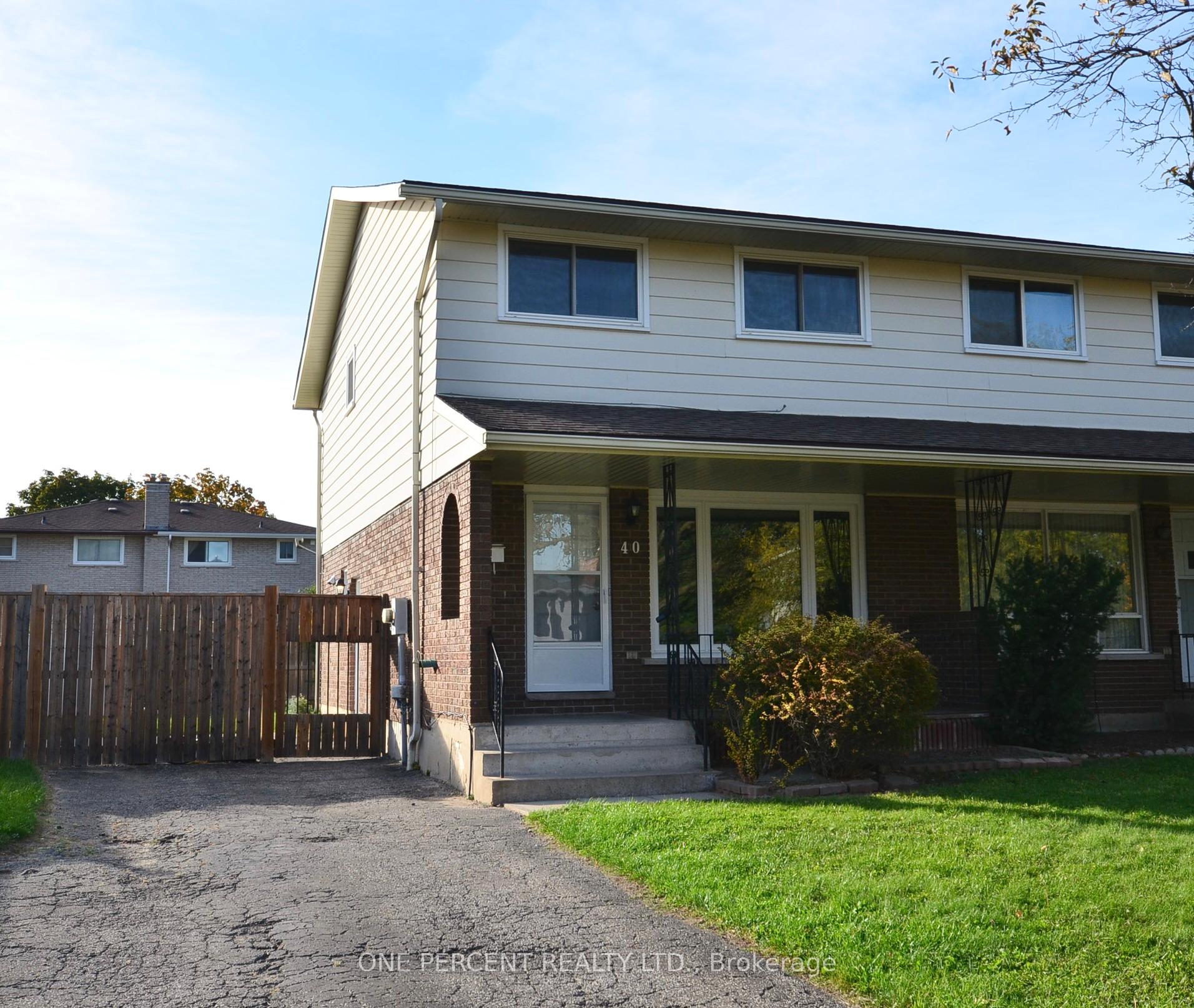 Photo 1 of 40 Westfield Drive, St. Catharines, Fairview — HOMEH