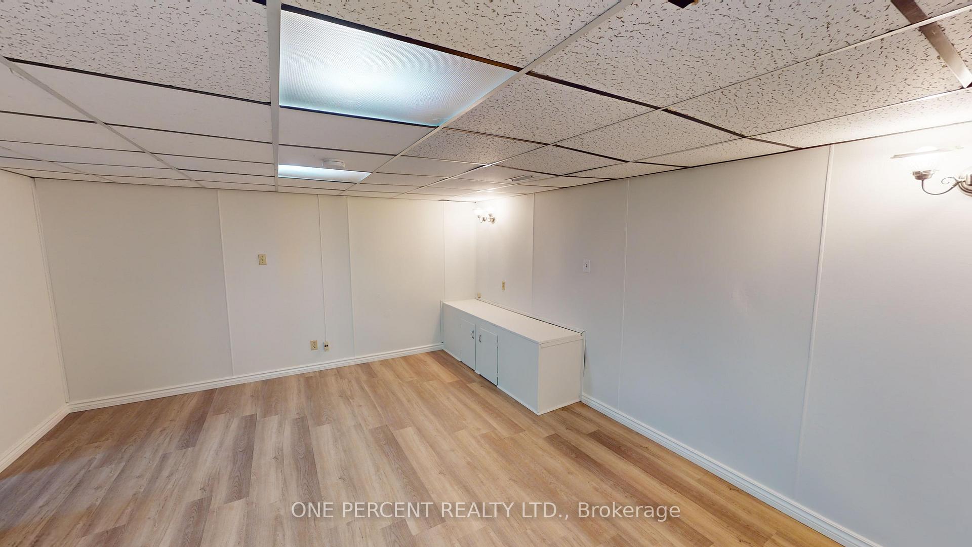 Photo 21 of 40 Westfield Drive, St. Catharines, Fairview — HOMEH