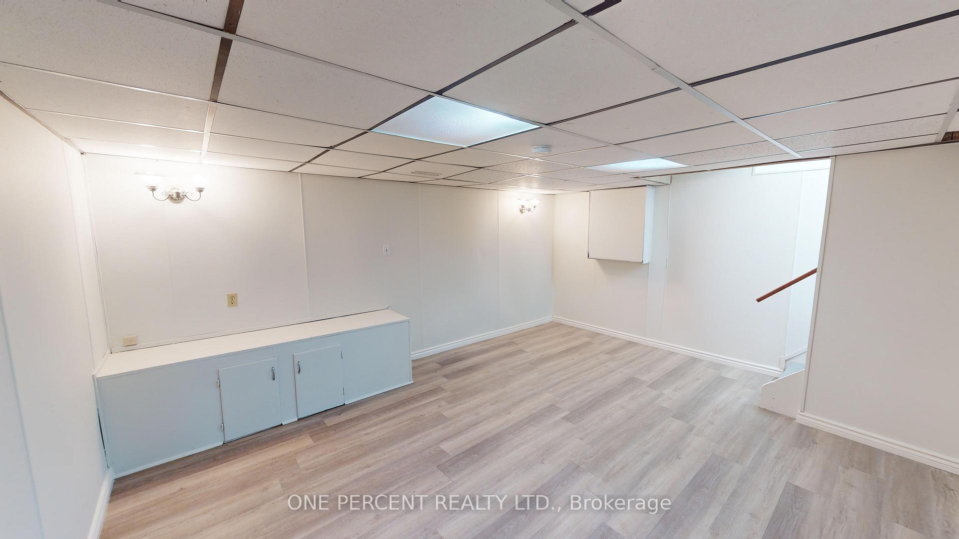 Photo 22 of 40 Westfield Drive, St. Catharines, Fairview — HOMEH