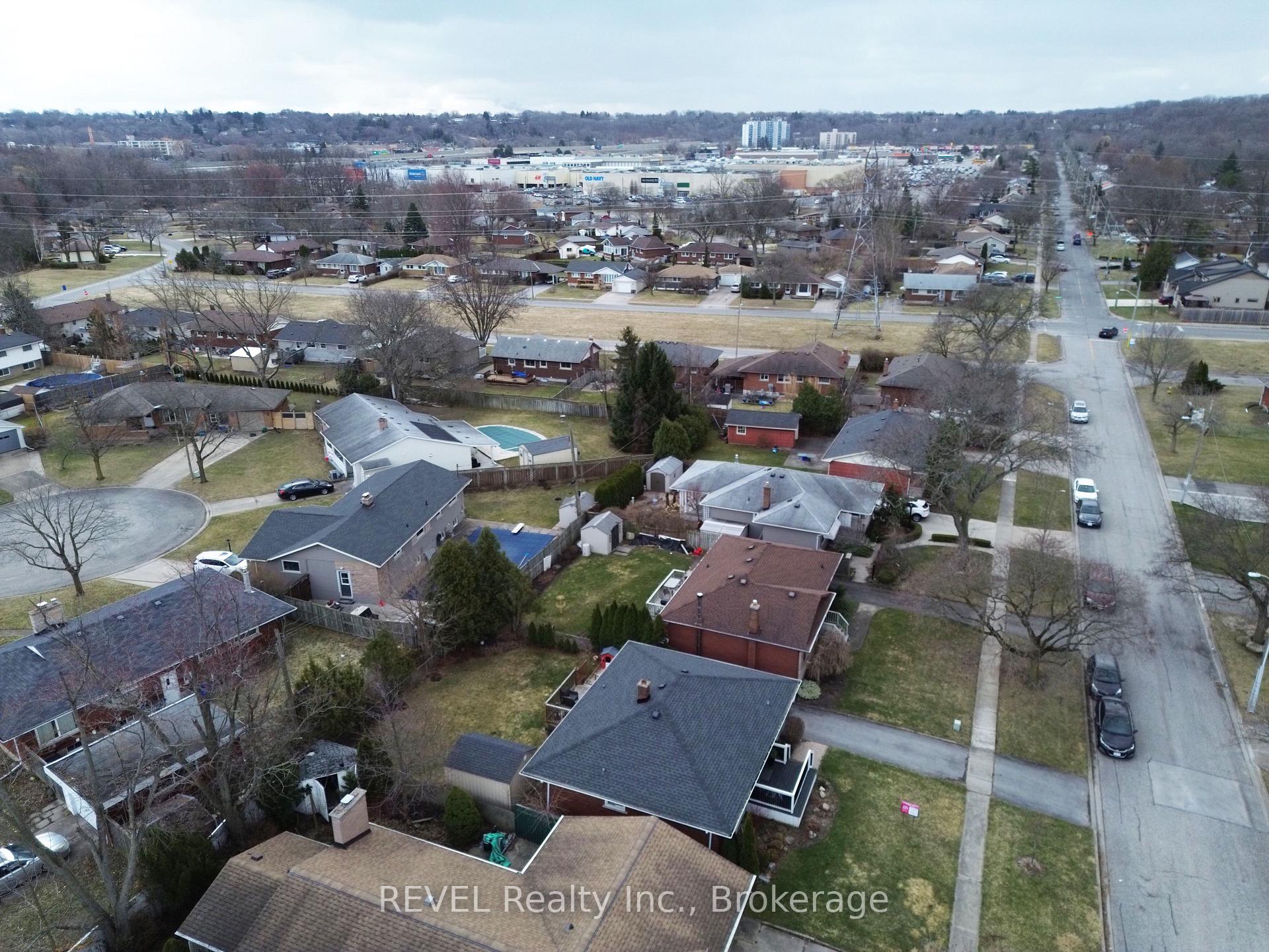 Photo 72 of 31 Jacobson Avenue, St. Catharines, Glendale/Glenridge — HOMEH