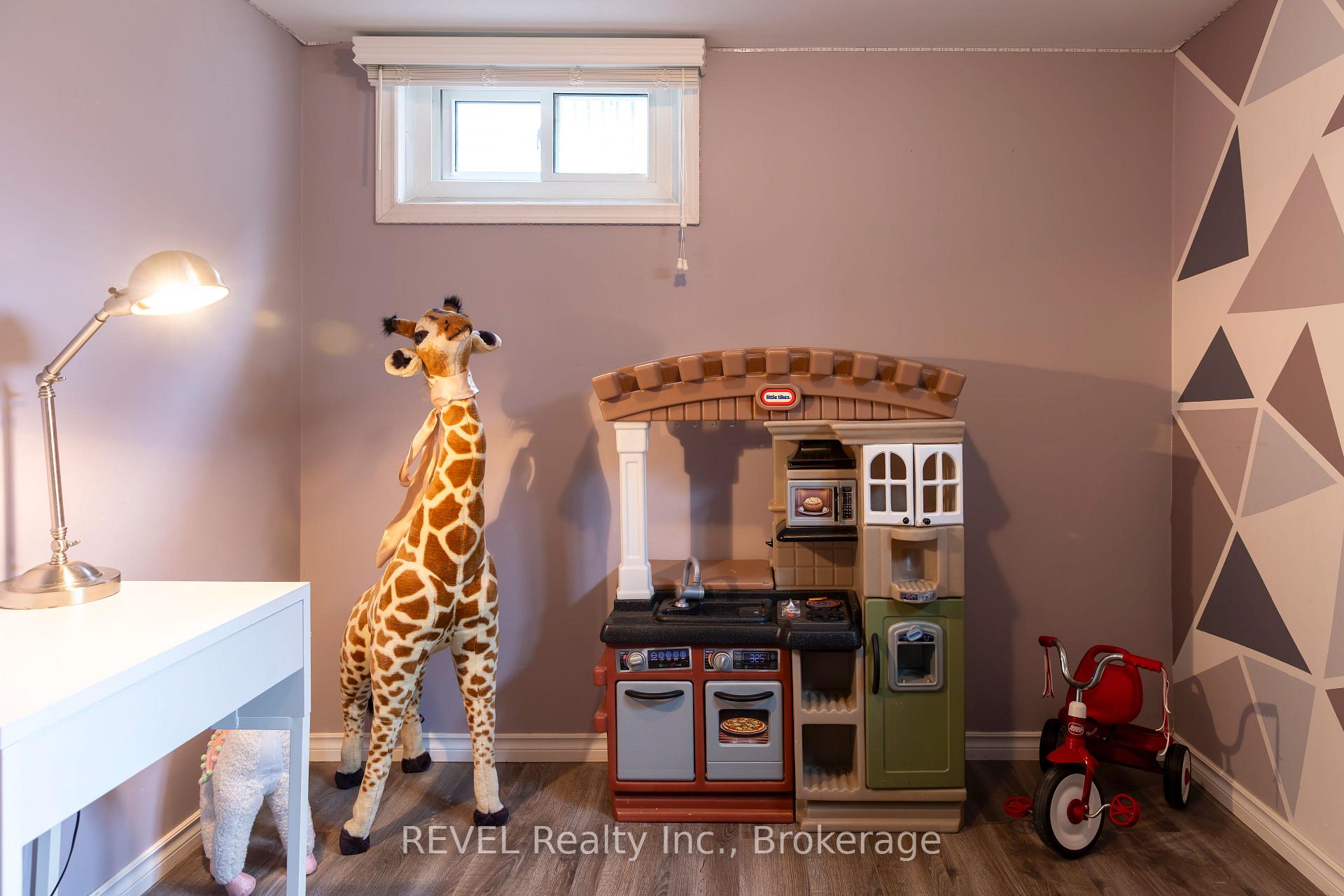 Photo 45 of 31 Jacobson Avenue, St. Catharines, Glendale/Glenridge — HOMEH