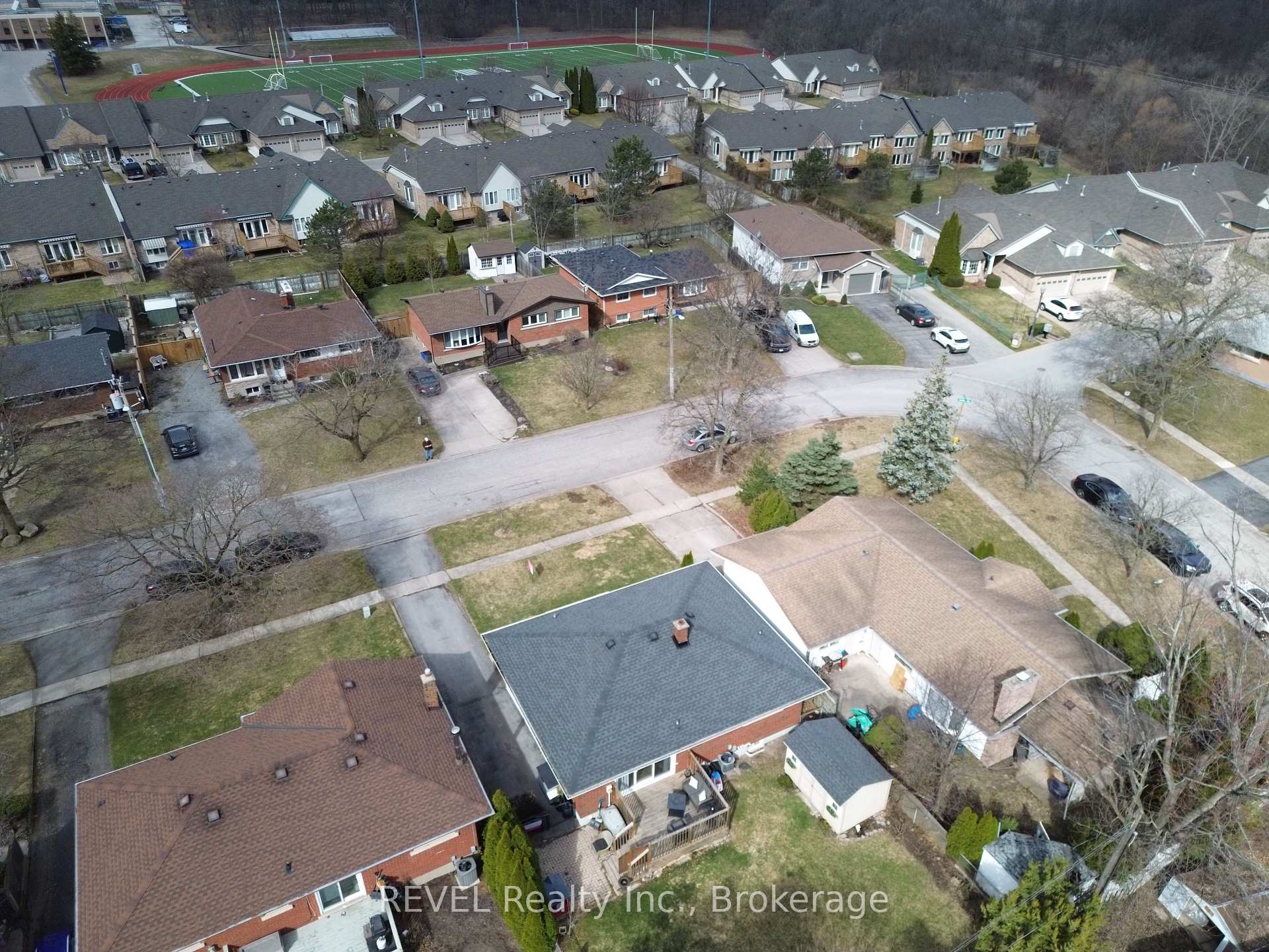 Photo 56 of 31 Jacobson Avenue, St. Catharines, Glendale/Glenridge — HOMEH