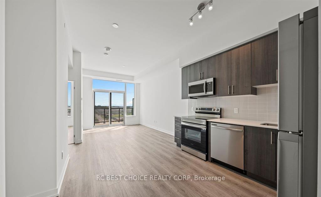 Photo 3 of Unit 1711, 1480 Bayly Street, Pickering, Bay Ridges — HOMEH