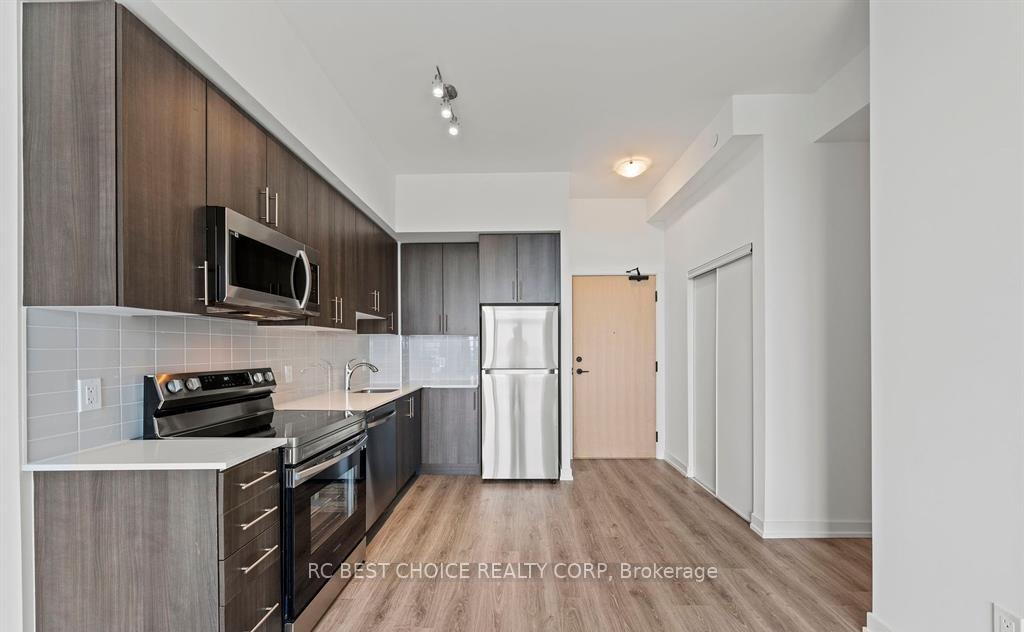 Photo 6 of Unit 1711, 1480 Bayly Street, Pickering, Bay Ridges — HOMEH