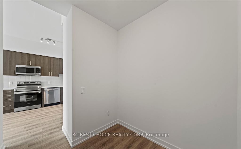 Photo 12 of Unit 1711, 1480 Bayly Street, Pickering, Bay Ridges — HOMEH