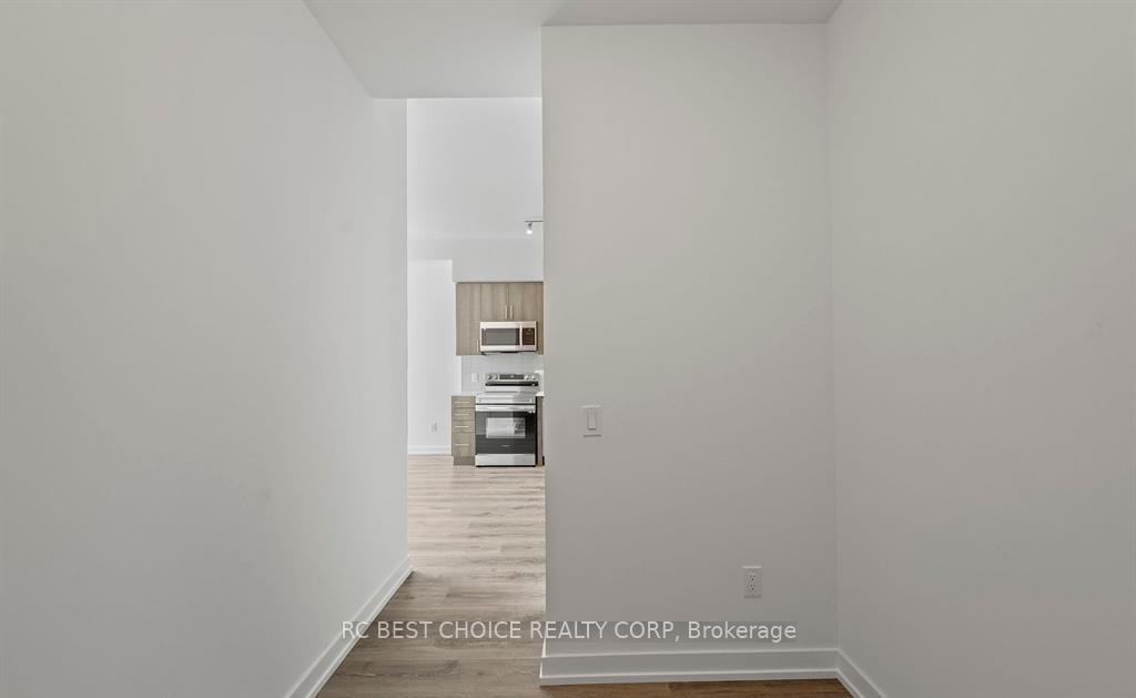 Photo 13 of Unit 1711, 1480 Bayly Street, Pickering, Bay Ridges — HOMEH