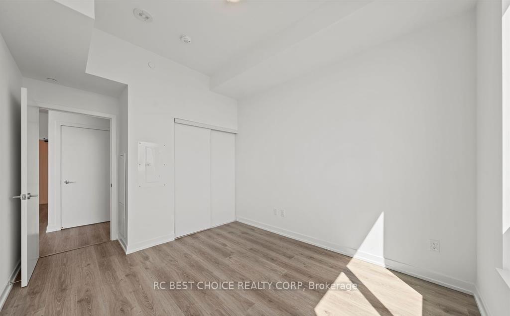 Photo 19 of Unit 1711, 1480 Bayly Street, Pickering, Bay Ridges — HOMEH