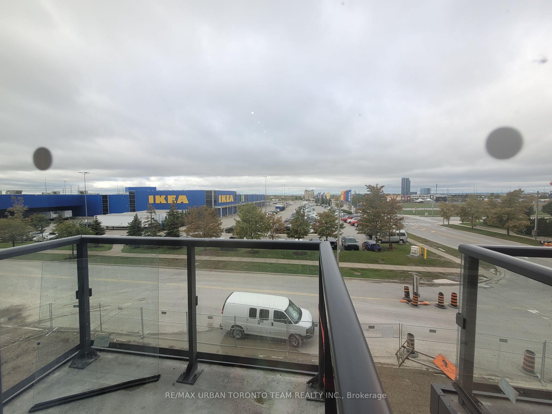 Photo 7 of Unit 208, 10 Honeycrisp Crescent, Vaughan, Vaughan Corporate Centre — HOMEH