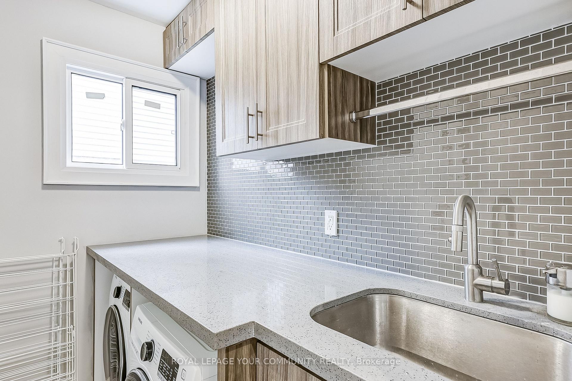 Photo 10 of 27 Cornwall Drive, Ajax, Central — HOMEH