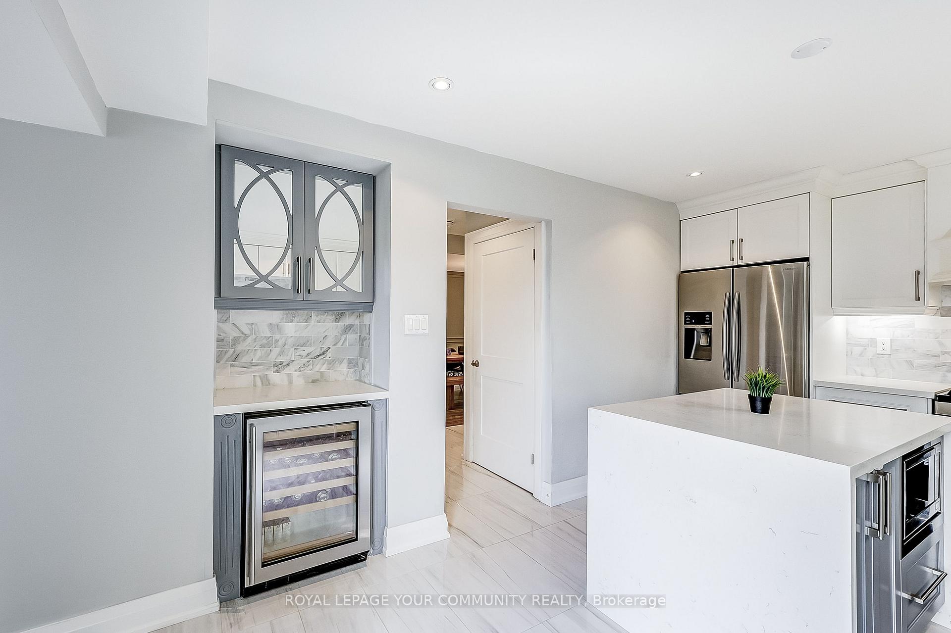 Photo 18 of 27 Cornwall Drive, Ajax, Central — HOMEH