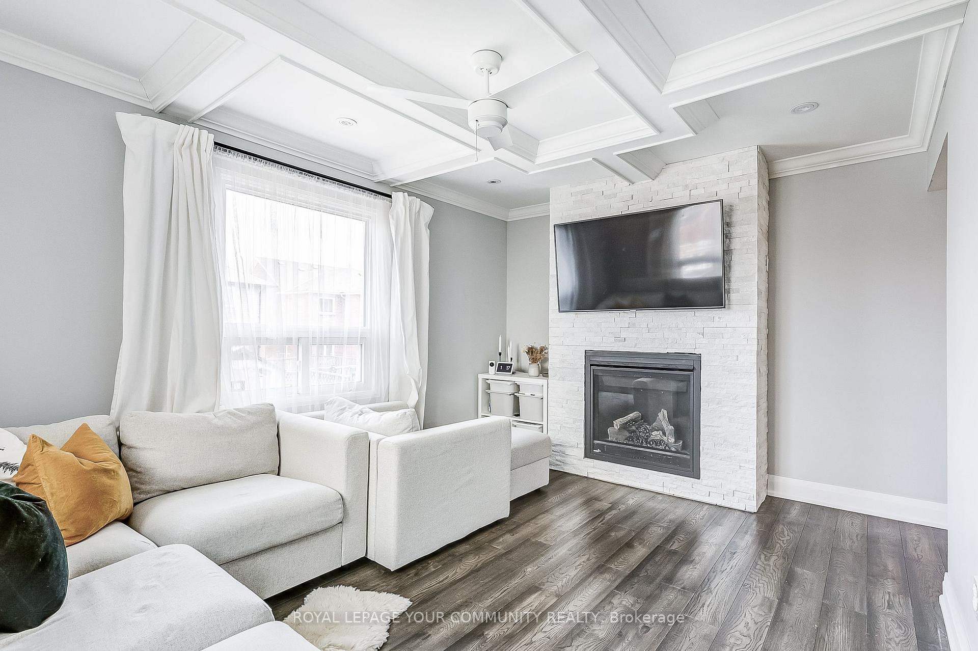 Photo 20 of 27 Cornwall Drive, Ajax, Central — HOMEH