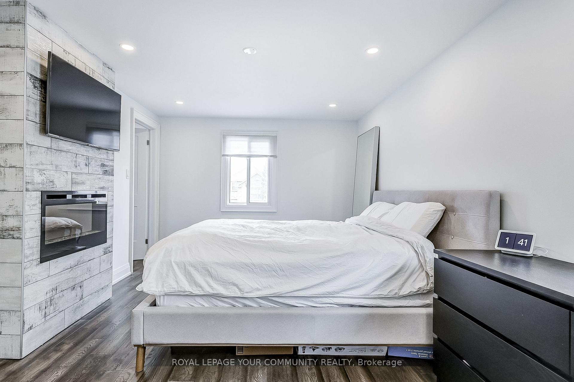 Photo 30 of 27 Cornwall Drive, Ajax, Central — HOMEH