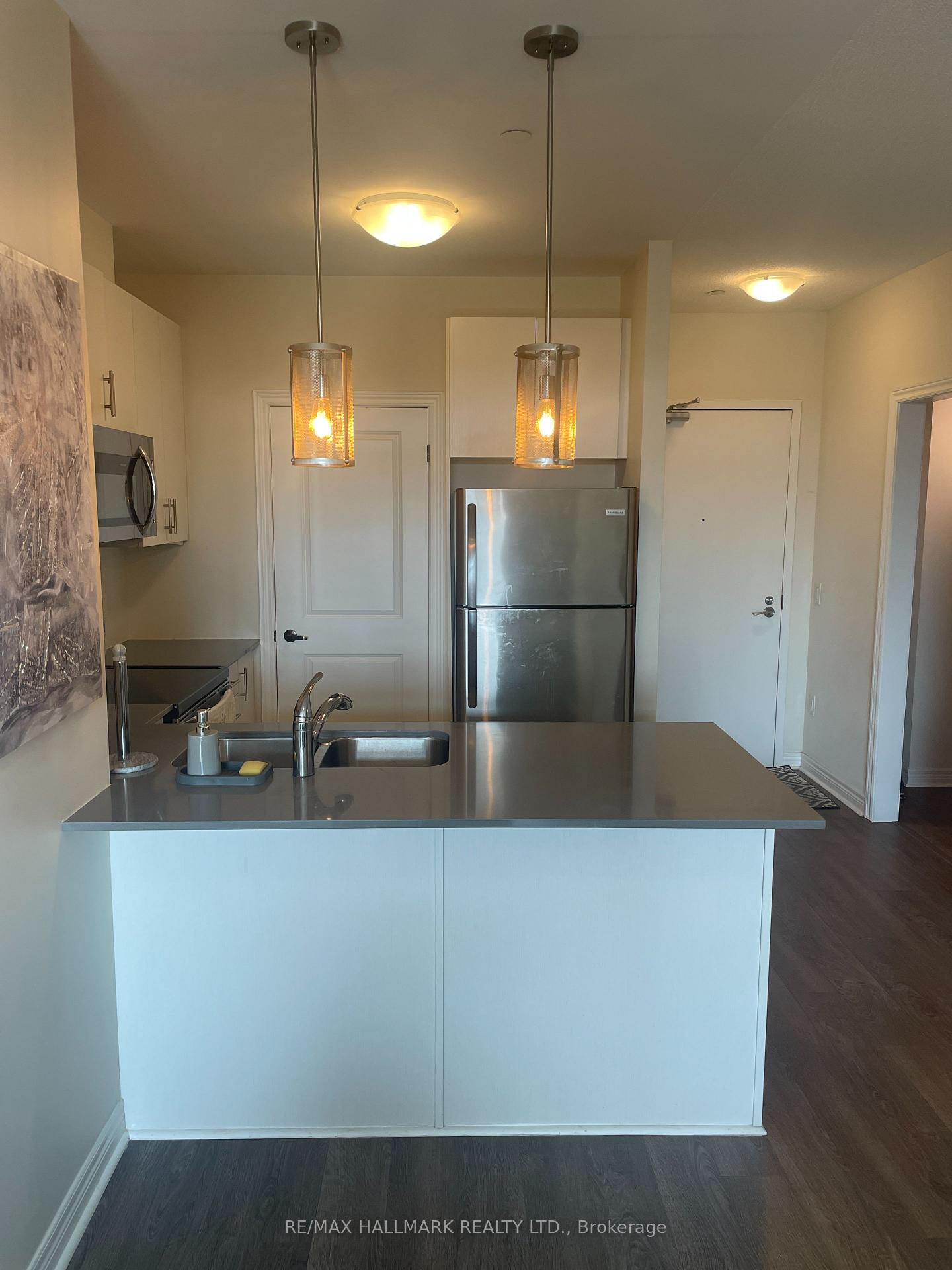 Photo 5 of Unit 311, 7325 Markham Road, Markham, Cedarwood — HOMEH