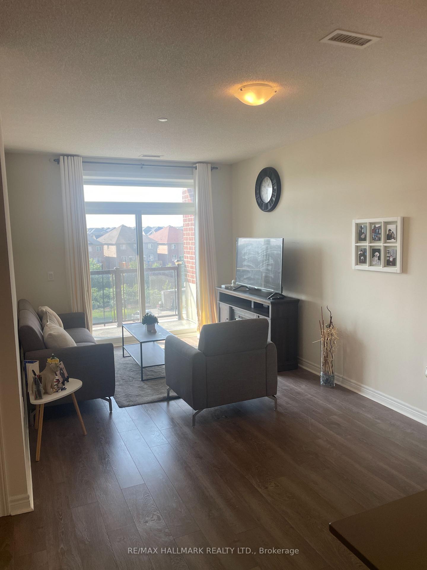 Photo 9 of Unit 311, 7325 Markham Road, Markham, Cedarwood — HOMEH