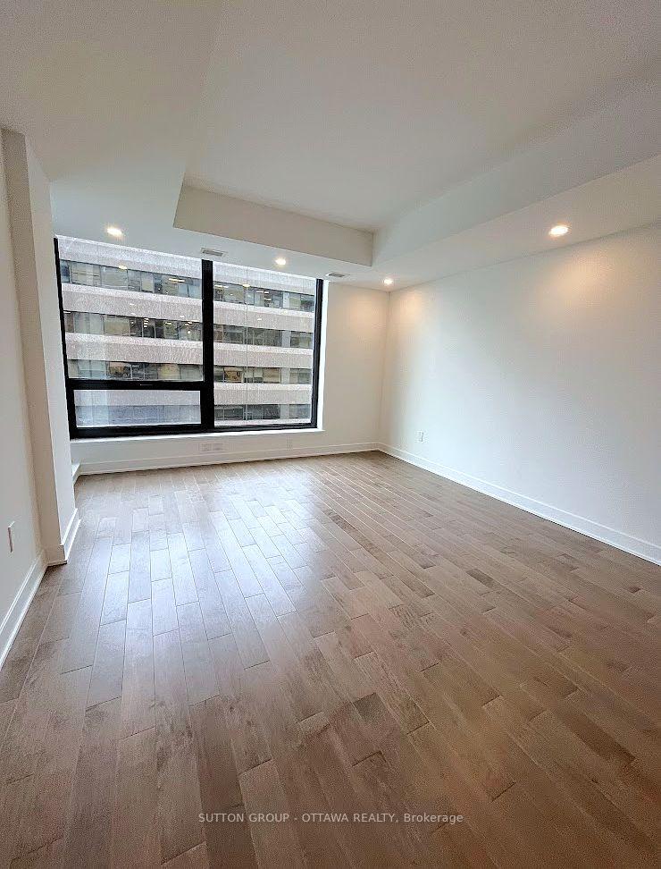 Photo 4 of Unit 1001, 340 Queen Street, Ottawa, Ottawa Centre — HOMEH