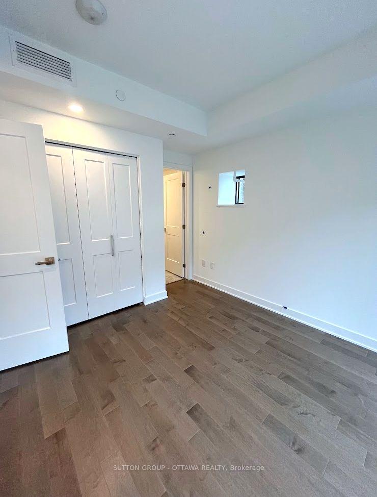 Photo 11 of Unit 1001, 340 Queen Street, Ottawa, Ottawa Centre — HOMEH