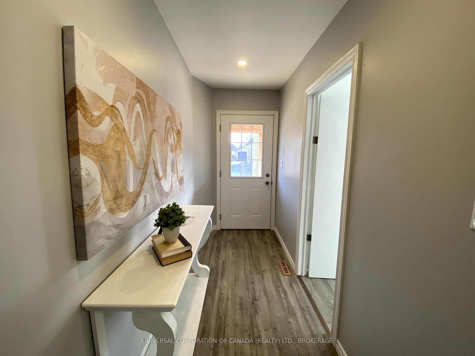 Photo 9 of 98 Flora Street, St. Thomas — HOMEH