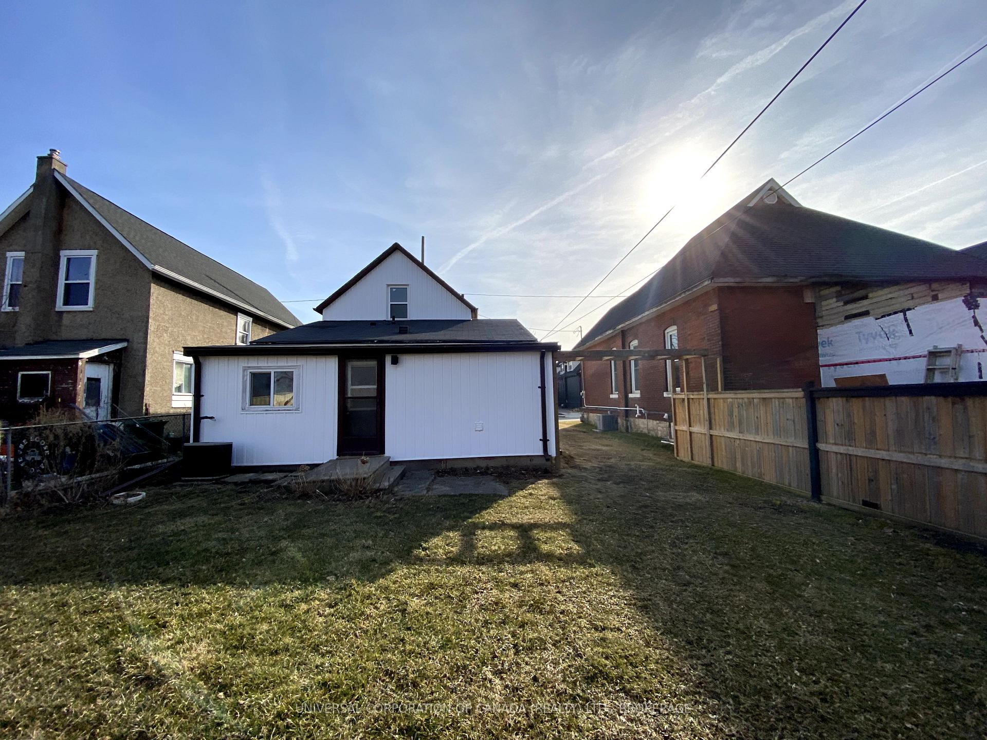 Photo 22 of 98 Flora Street, St. Thomas — HOMEH