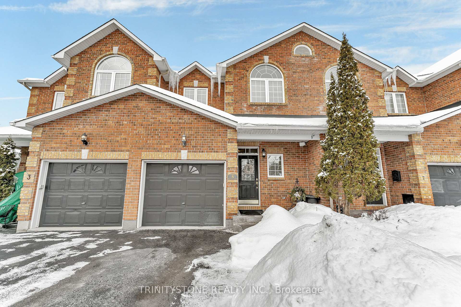 Photo 2 of 5 Laumann Court, Ottawa, Stittsville (Central) — HOMEH