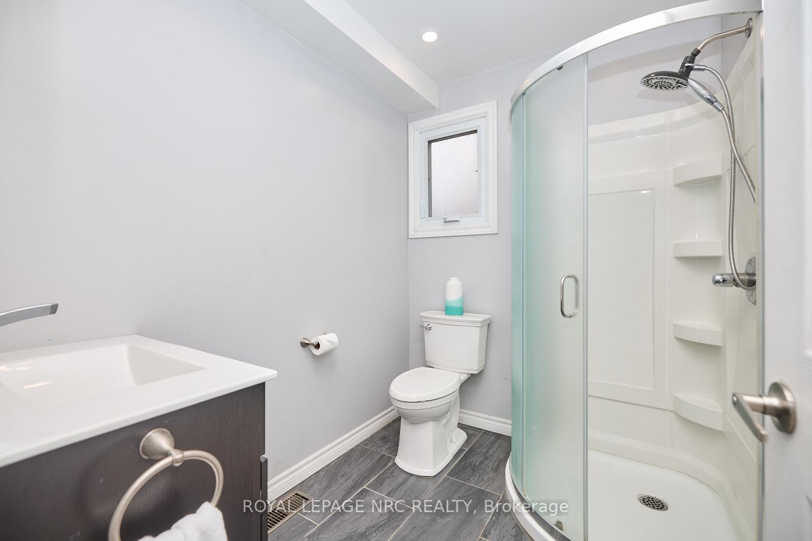Photo 15 of 47 Ziraldo Road, St. Catharines, Martindale Pond — HOMEH