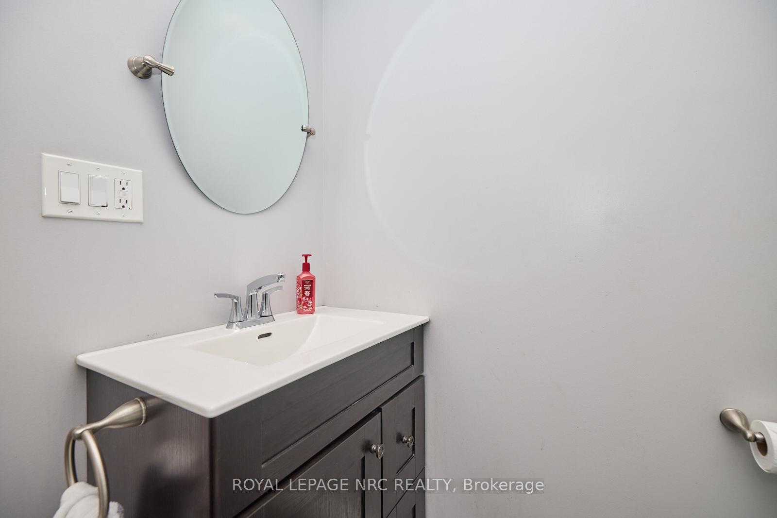 Photo 16 of 47 Ziraldo Road, St. Catharines, Martindale Pond — HOMEH