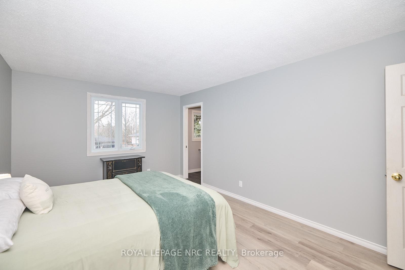 Photo 20 of 47 Ziraldo Road, St. Catharines, Martindale Pond — HOMEH