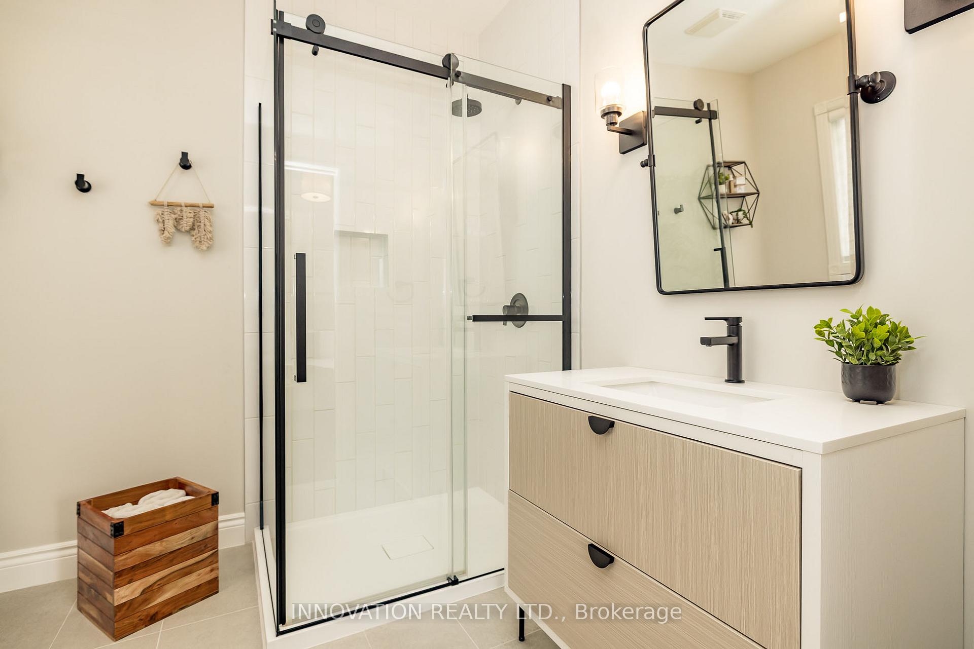 Photo 19 of 6243 Perth Street, Ottawa, Richmond — HOMEH