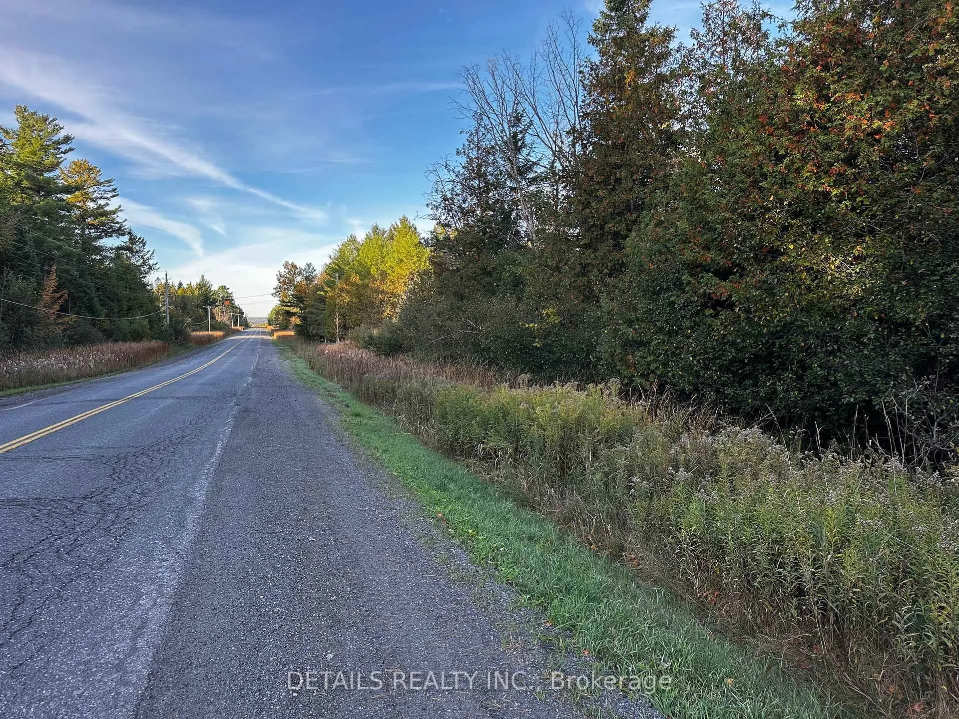 Photo 4 of 515 Vances side Road N, Ottawa, Dunrobin Shores — HOMEH