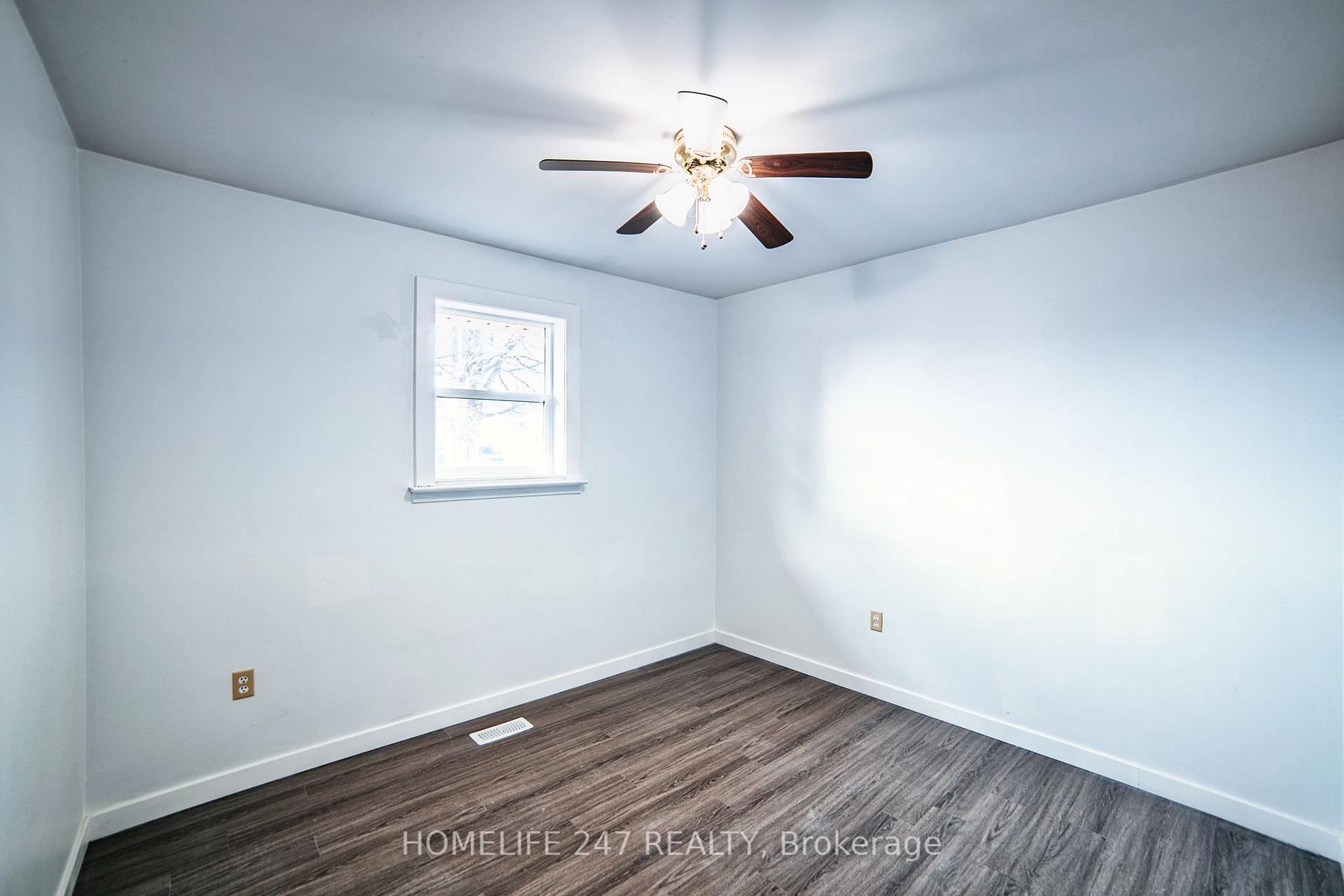Photo 8 of 6 James Street, Chatham-Kent, Ridgetown — HOMEH