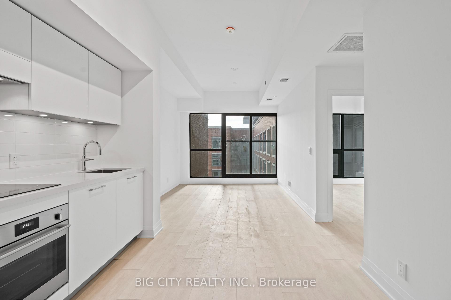 Photo 5 of Unit 629, 33 Frederick Todd Way, Toronto, Thorncliffe Park — HOMEH