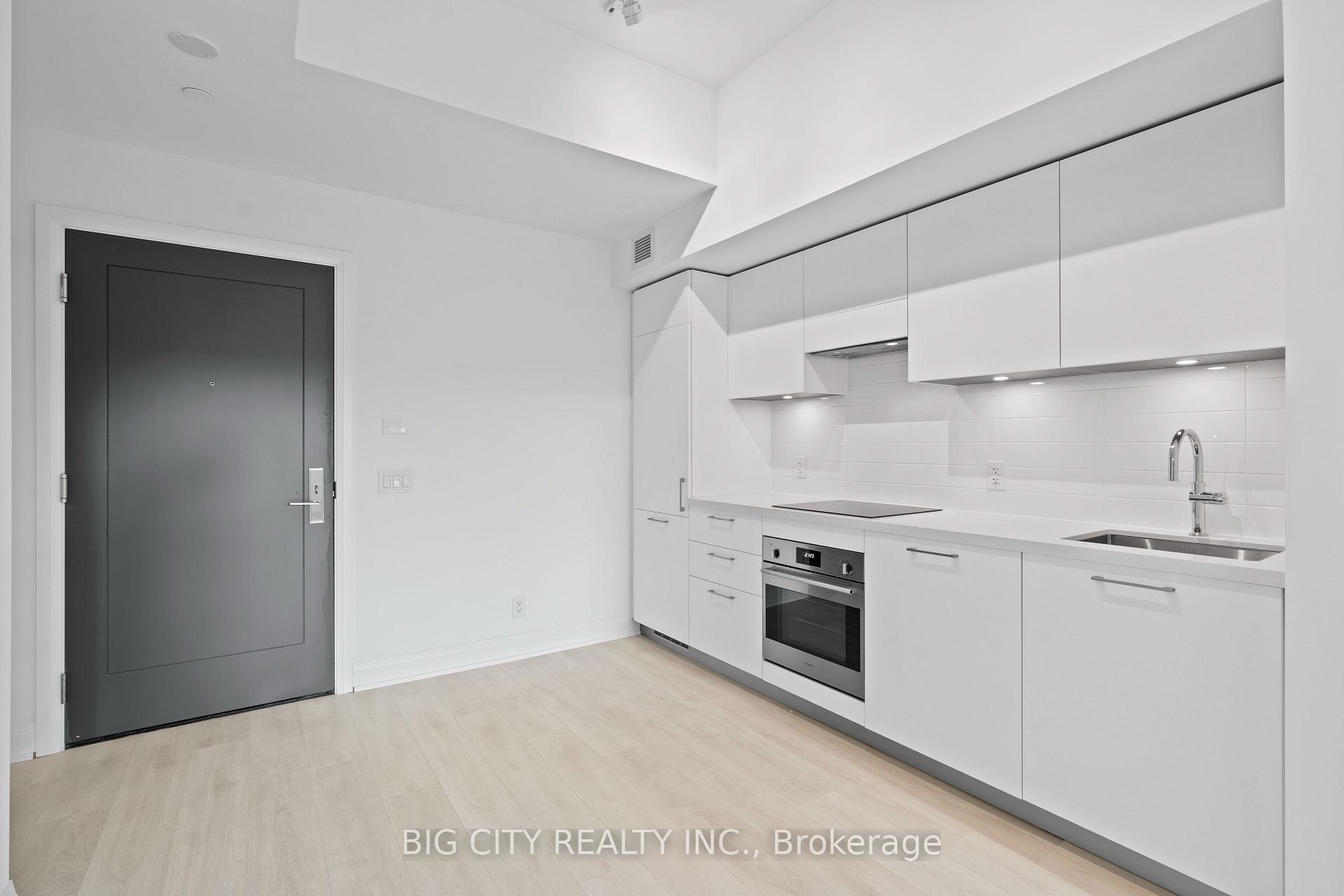 Photo 6 of Unit 629, 33 Frederick Todd Way, Toronto, Thorncliffe Park — HOMEH