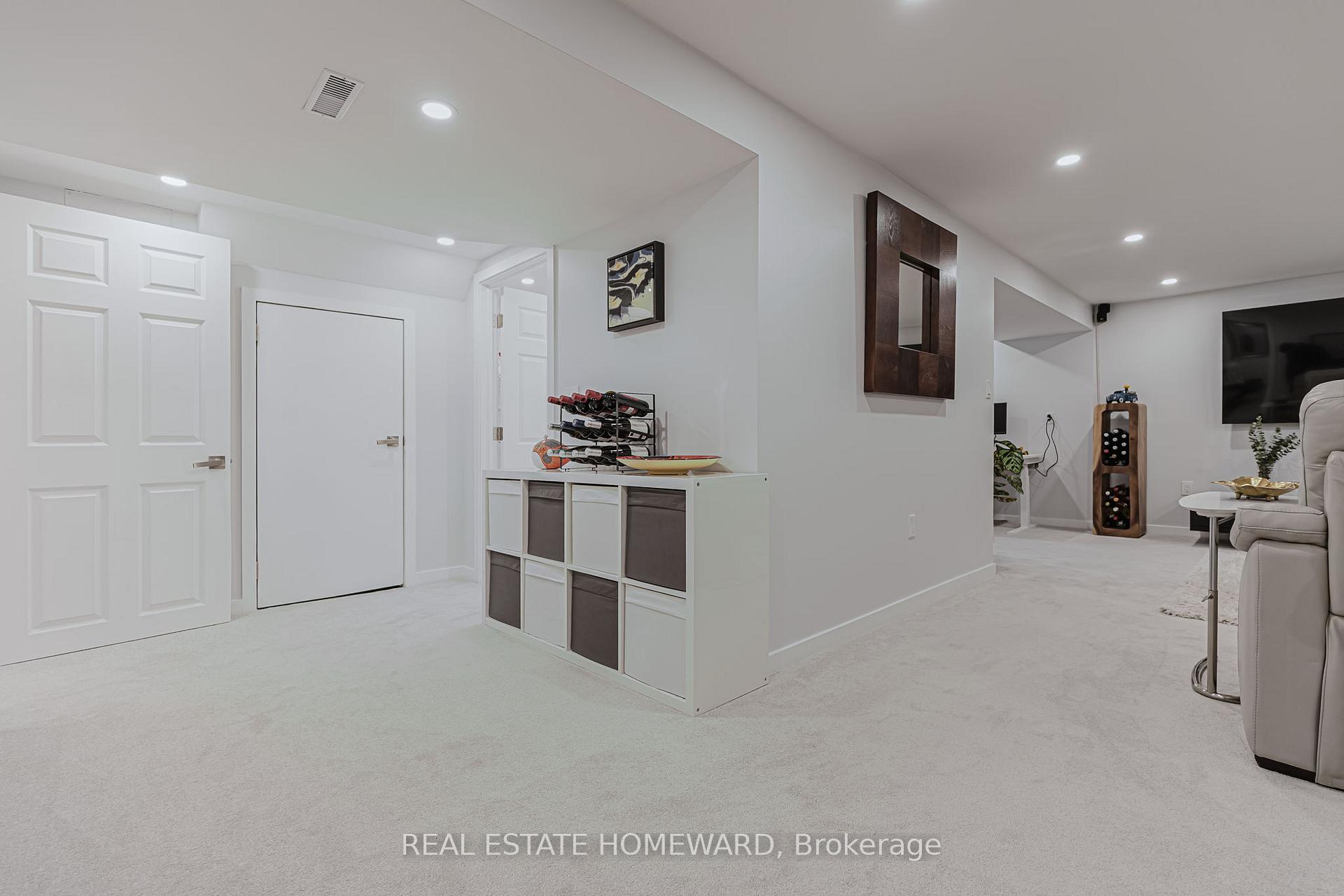 Photo 54 of 47 Densgrove Drive, St. Catharines, Vine/Linwell — HOMEH