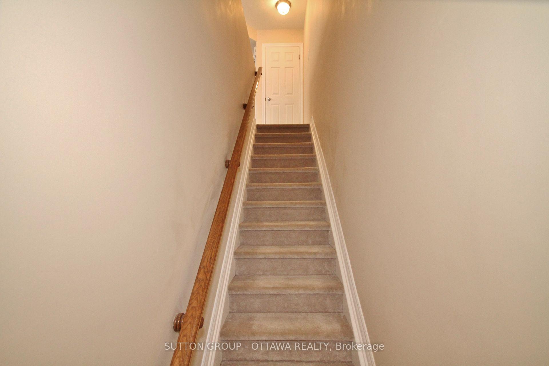 Photo 3 of Unit 33, 261 Paseo, Ottawa, Centrepointe — HOMEH