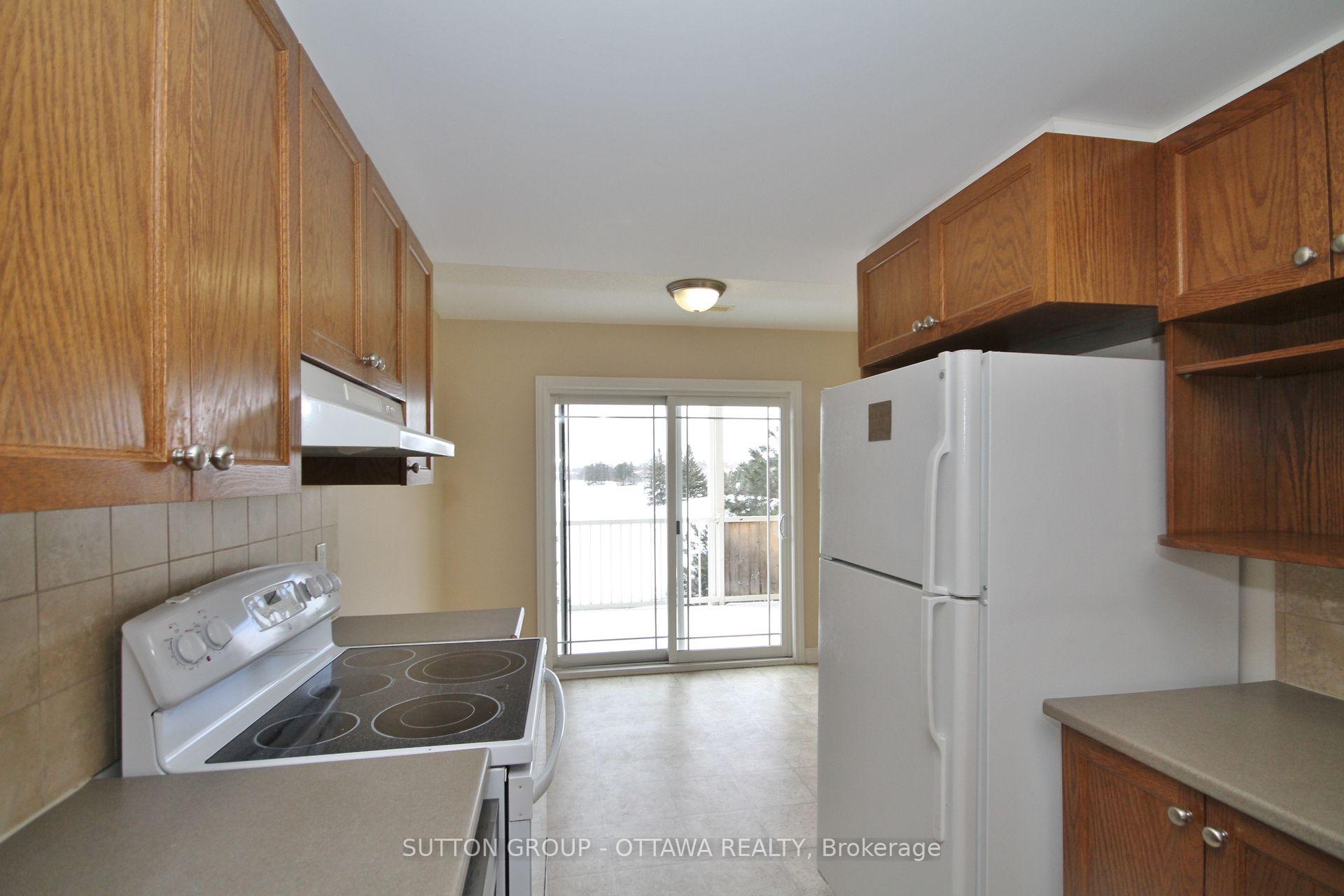 Photo 12 of Unit 33, 261 Paseo, Ottawa, Centrepointe — HOMEH