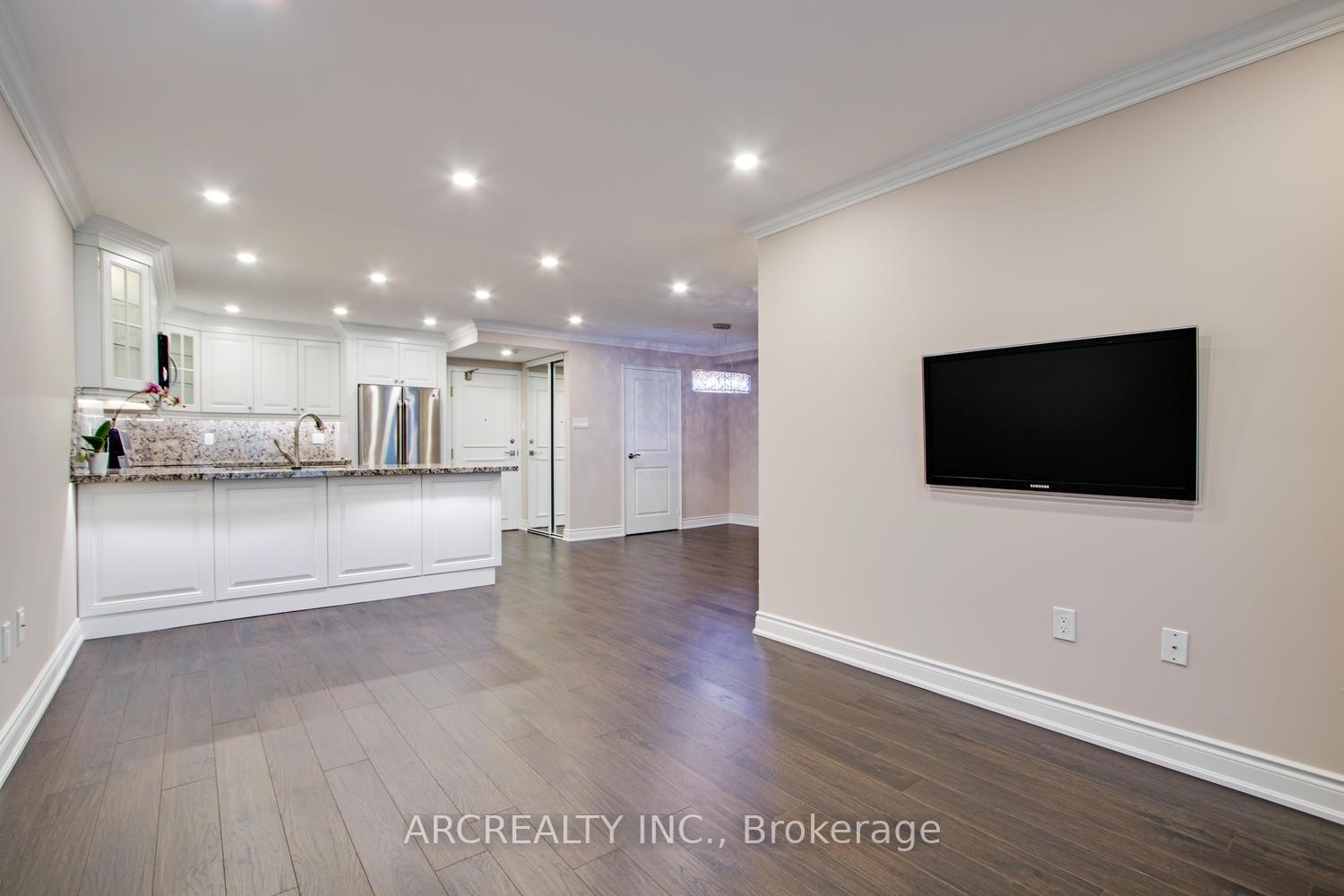 Photo 29 of Unit 1010, 7601 Bathurst Street, Vaughan, Crestwood-Springfarm-Yorkhill — HOMEH