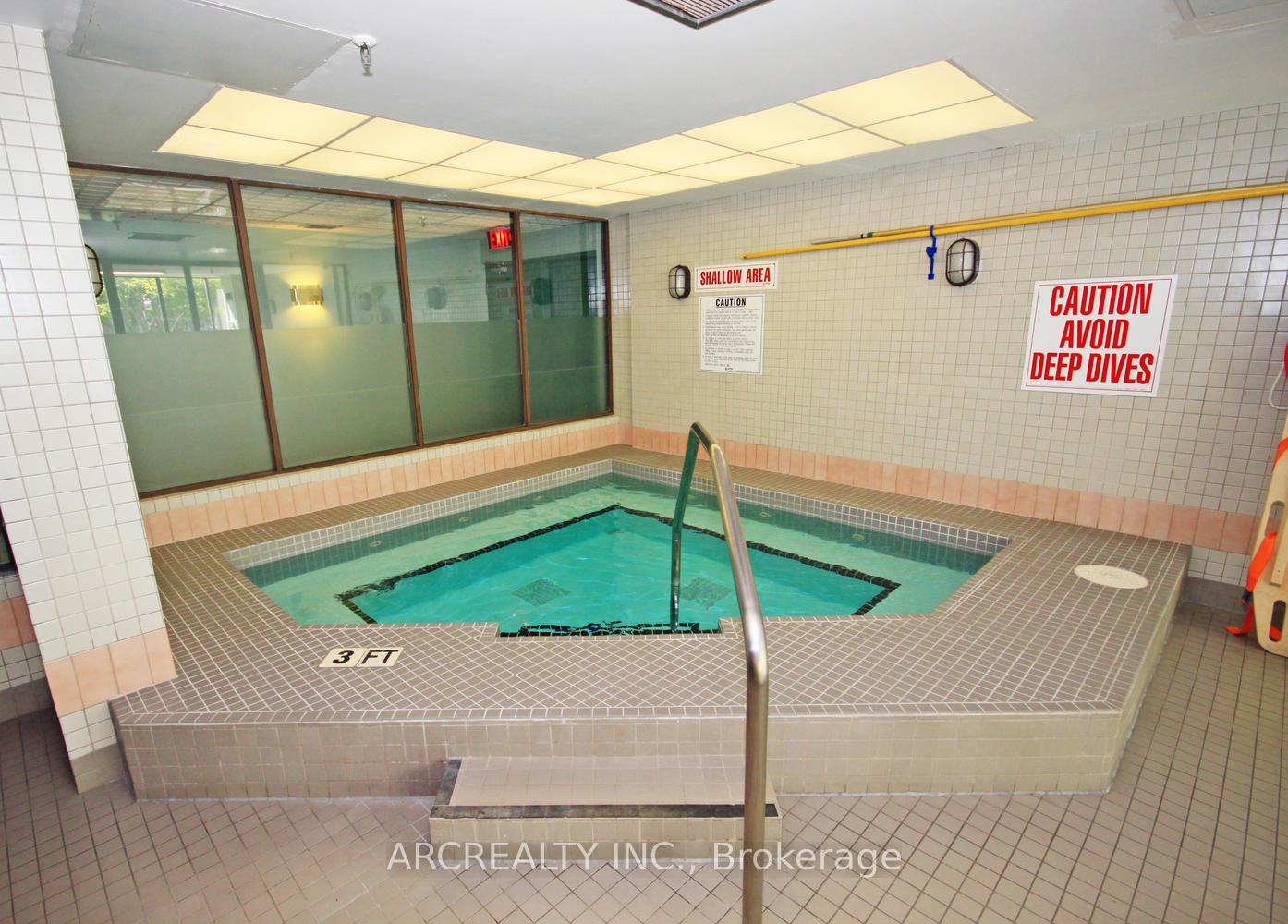 Photo 17 of Unit 1010, 7601 Bathurst Street, Vaughan, Crestwood-Springfarm-Yorkhill — HOMEH