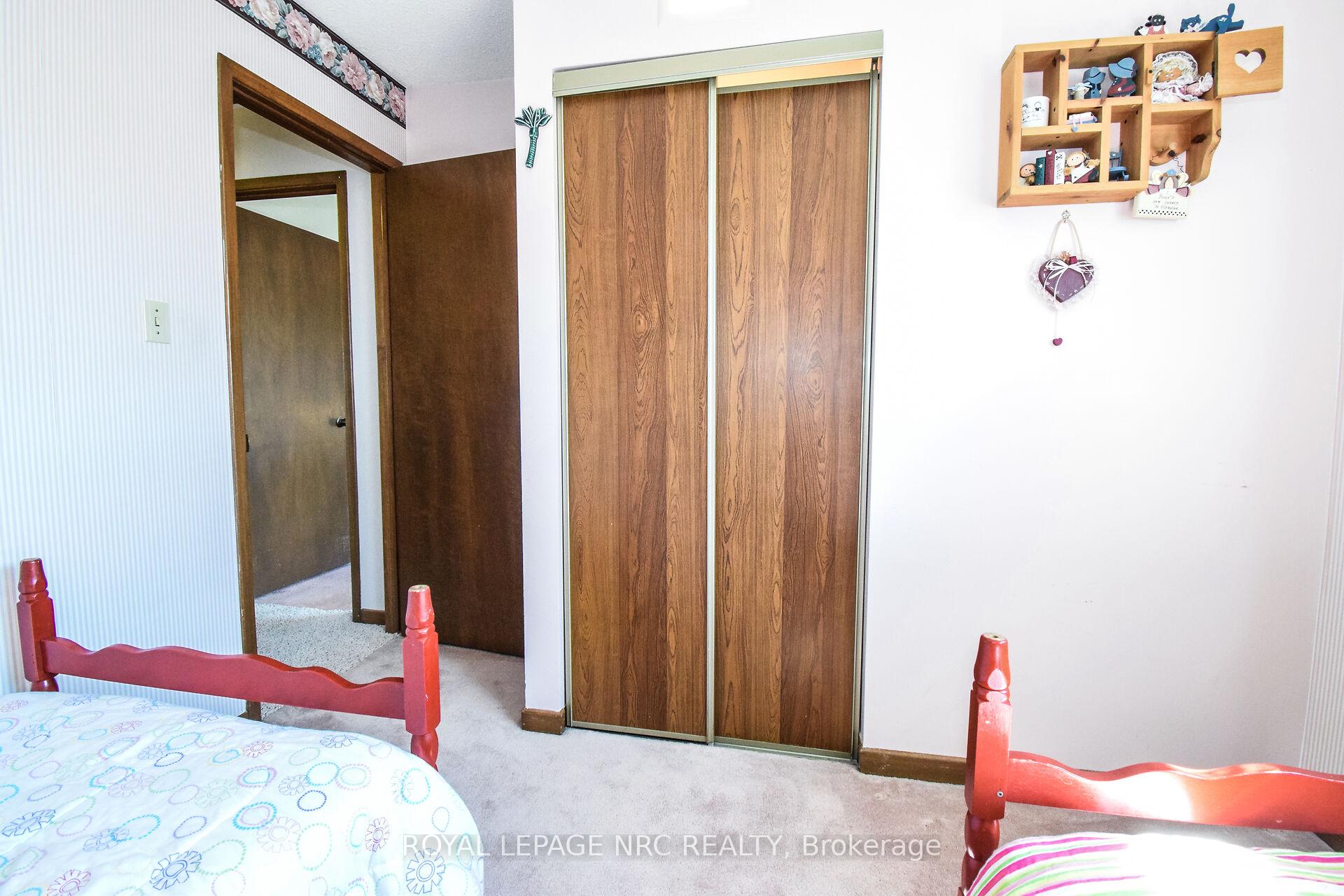 Photo 47 of 37 Rochelle Drive, St. Catharines, Bunting/Linwell — HOMEH