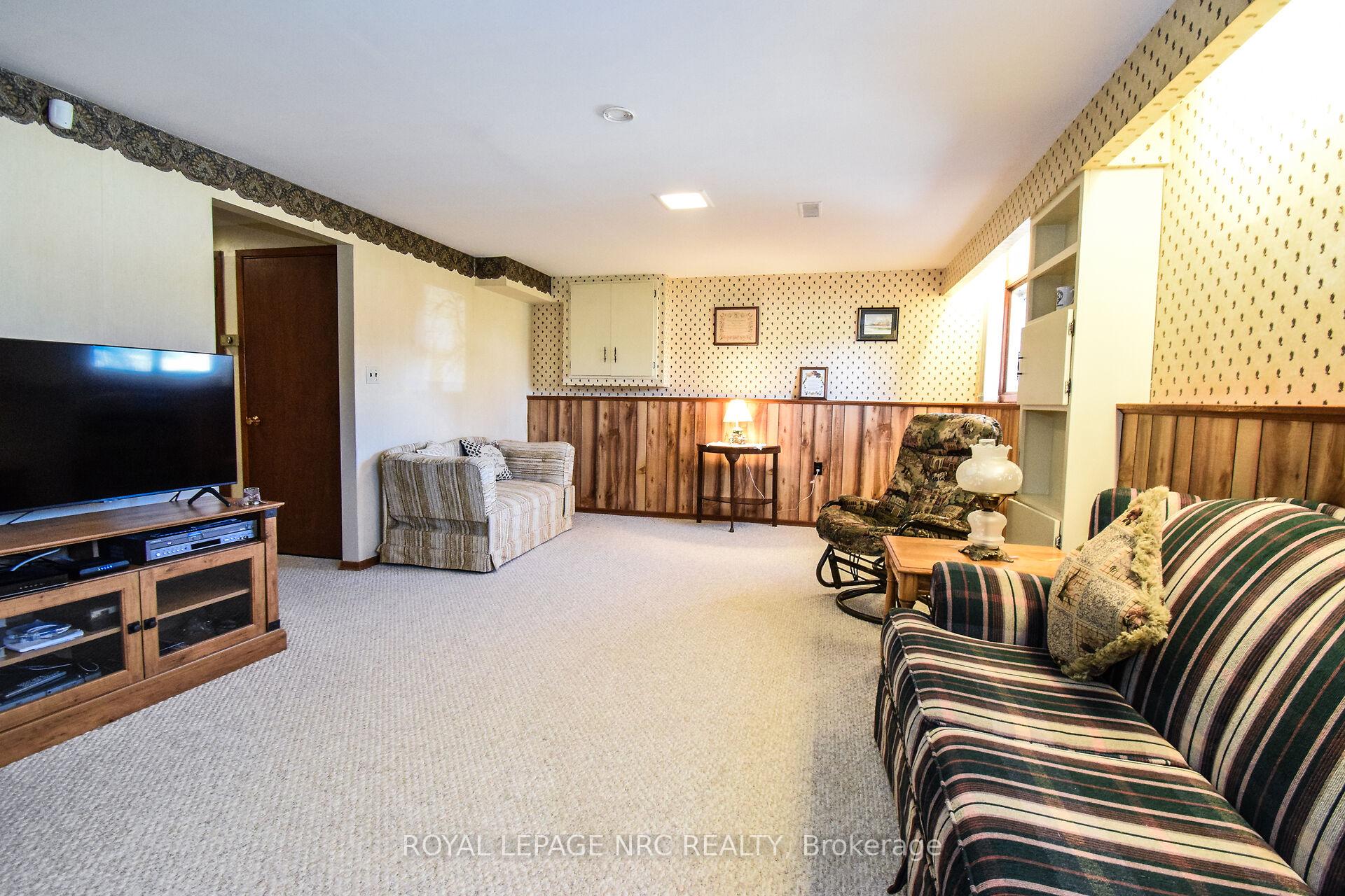 Photo 54 of 37 Rochelle Drive, St. Catharines, Bunting/Linwell — HOMEH