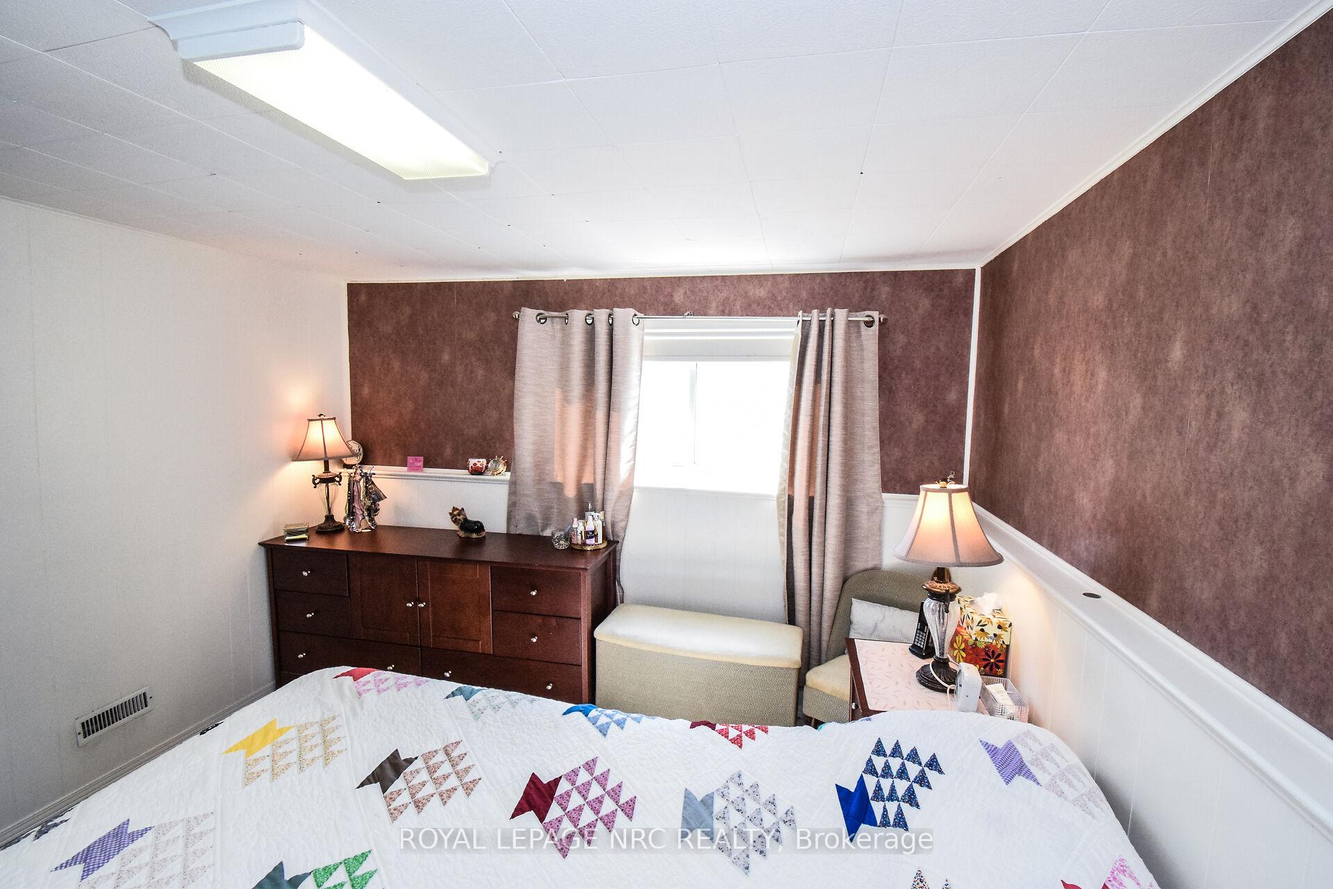 Photo 59 of 37 Rochelle Drive, St. Catharines, Bunting/Linwell — HOMEH