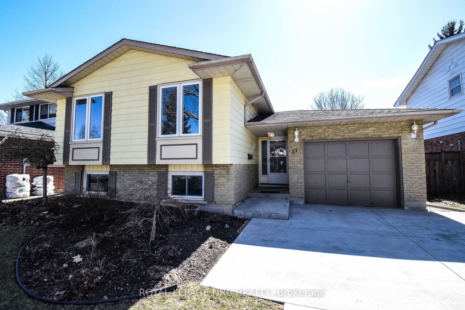 Photo 100 of 37 Rochelle Drive, St. Catharines, Bunting/Linwell — HOMEH