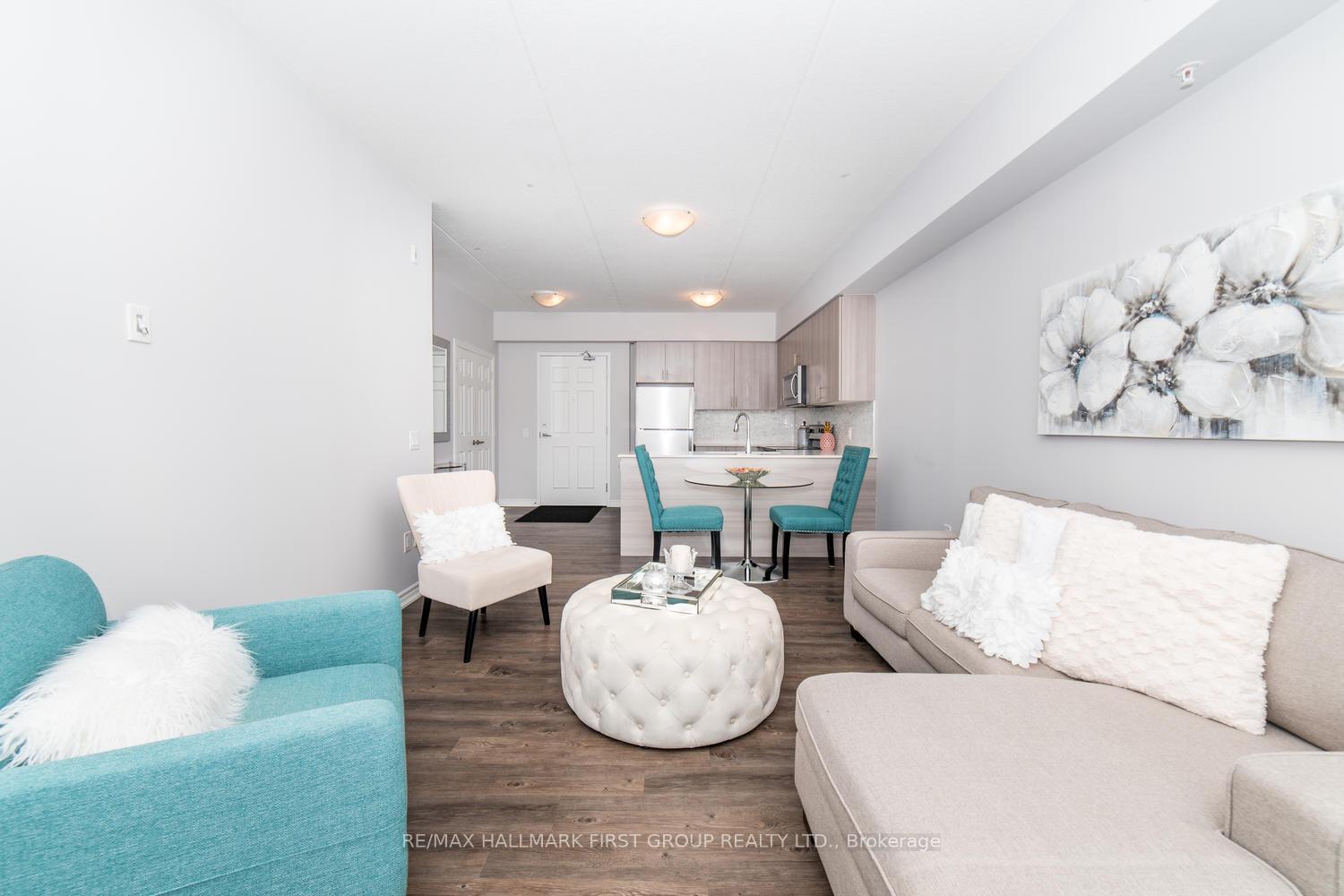 Photo 10 of Unit 210, 290 Liberty Street, Clarington, Bowmanville — HOMEH
