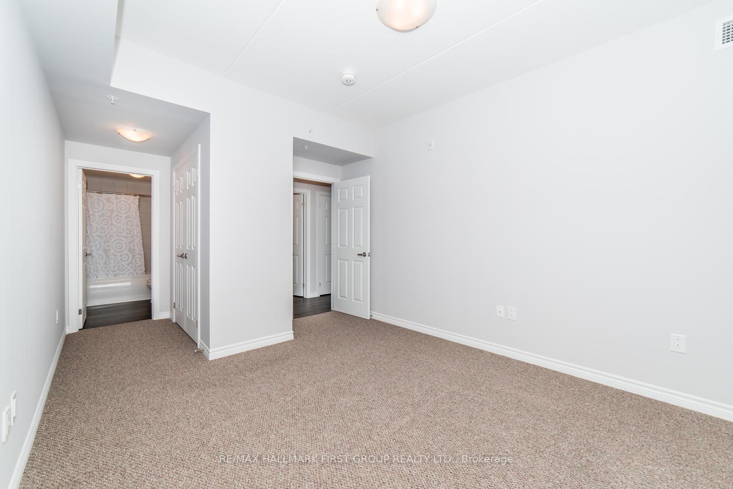 Photo 16 of Unit 210, 290 Liberty Street, Clarington, Bowmanville — HOMEH