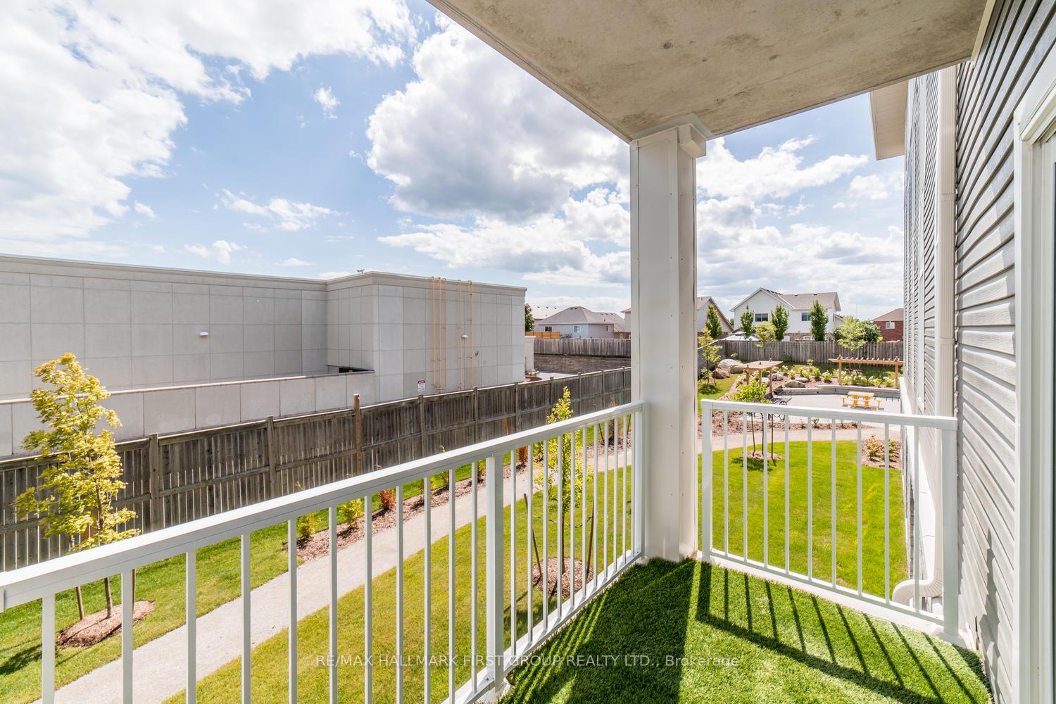 Photo 18 of Unit 210, 290 Liberty Street, Clarington, Bowmanville — HOMEH
